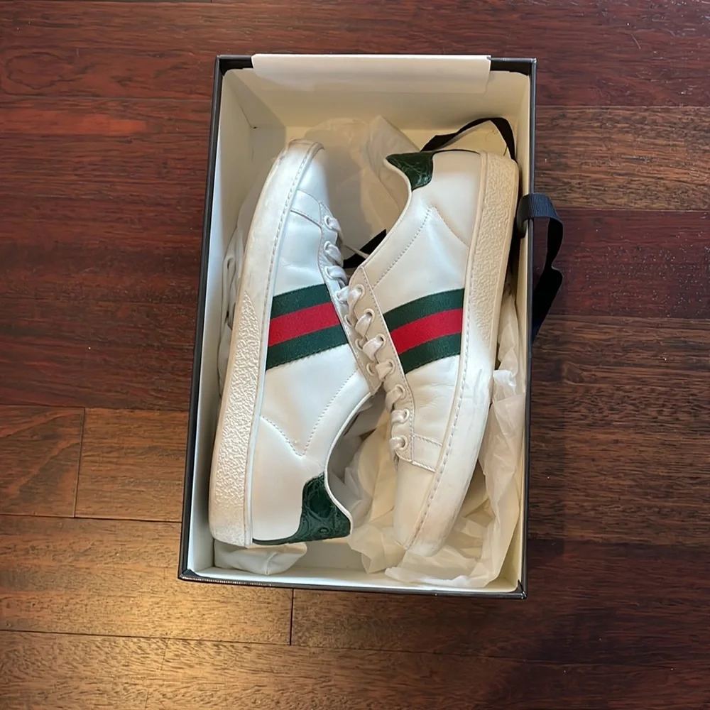 Gucci Sneakers Size 36 (fits women 7 1/2) - Picture 3 of 9
